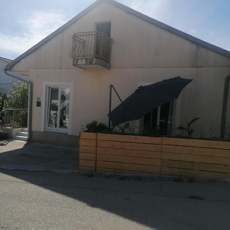 Haeuschen Am Meer Vodice Exteriér fotografie