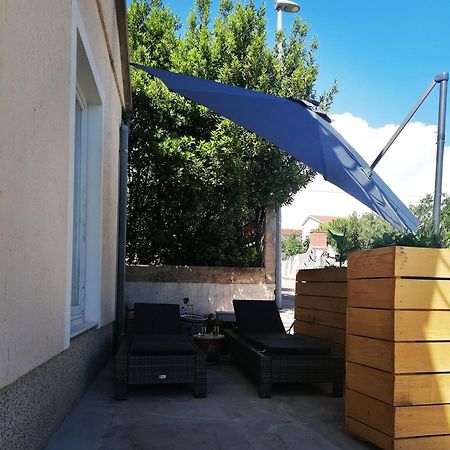 Haeuschen Am Meer Vodice Exteriér fotografie
