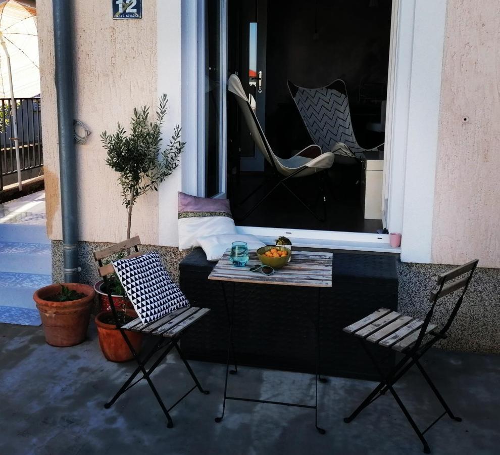 Haeuschen Am Meer Vodice Exteriér fotografie