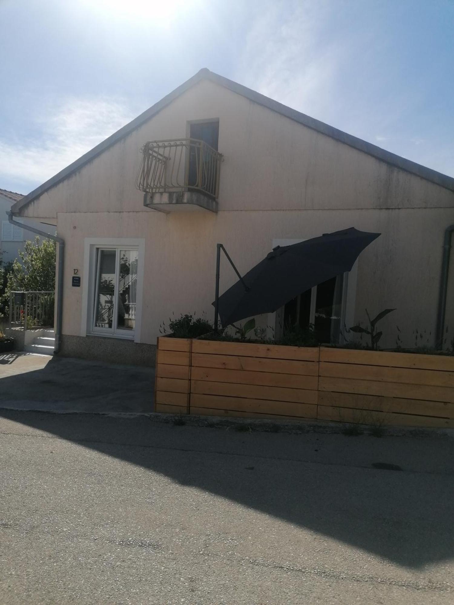 Haeuschen Am Meer Vodice Exteriér fotografie